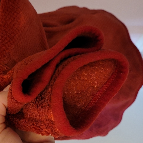 PATAGONIA deep red pullover - Picture 3 of 7